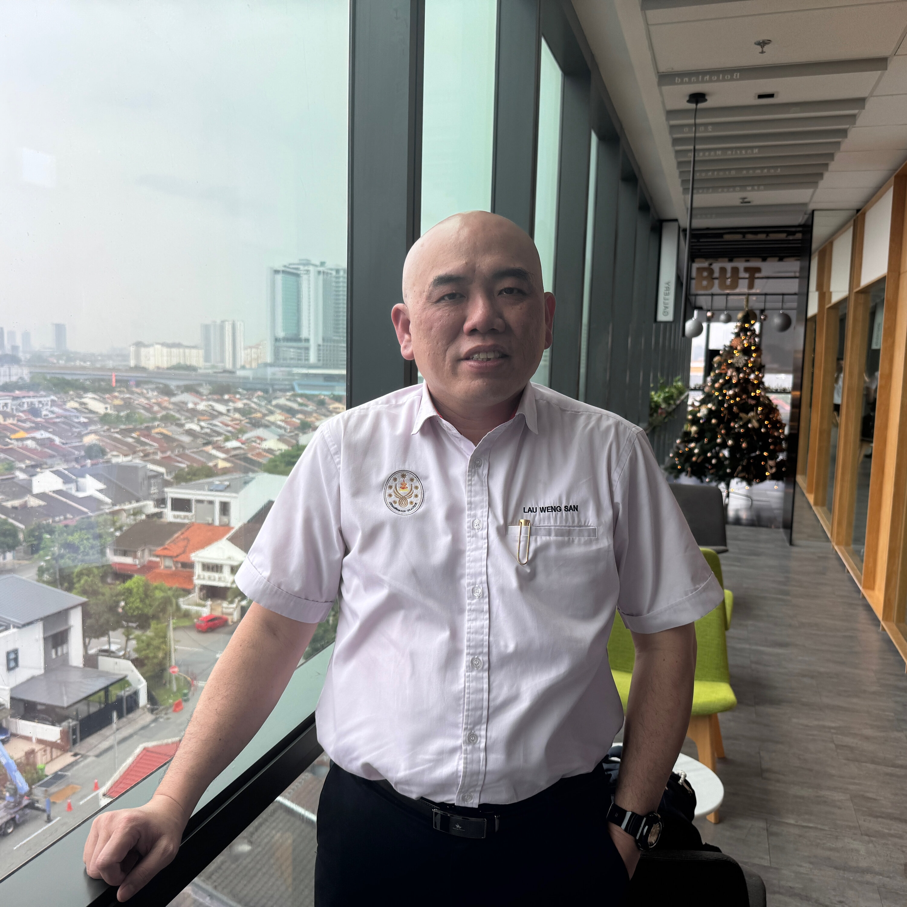 雪州议会:延长15分钟辩论时间真的够用吗?如何看待与雪州议会反对党的互动?水灾问题又该如何解决?