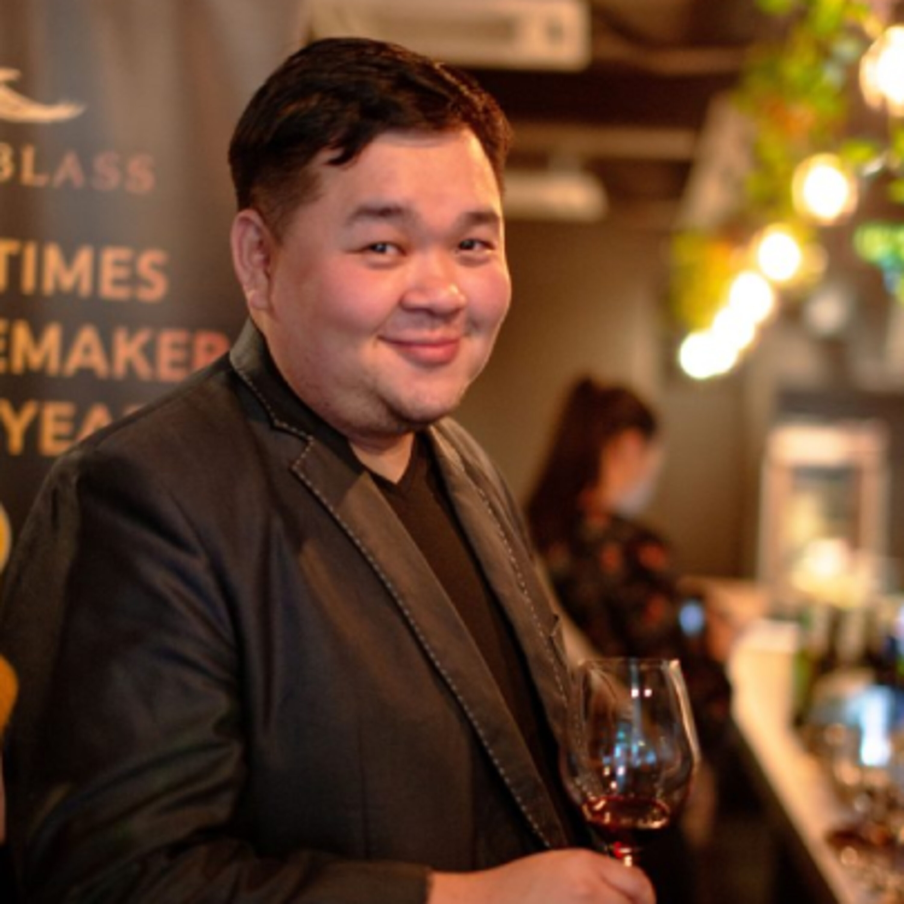 S2E2: Fine Dining, Restaurant Reviews, and a Better Appreciation for Food, With Nicholas Ng episode artwork