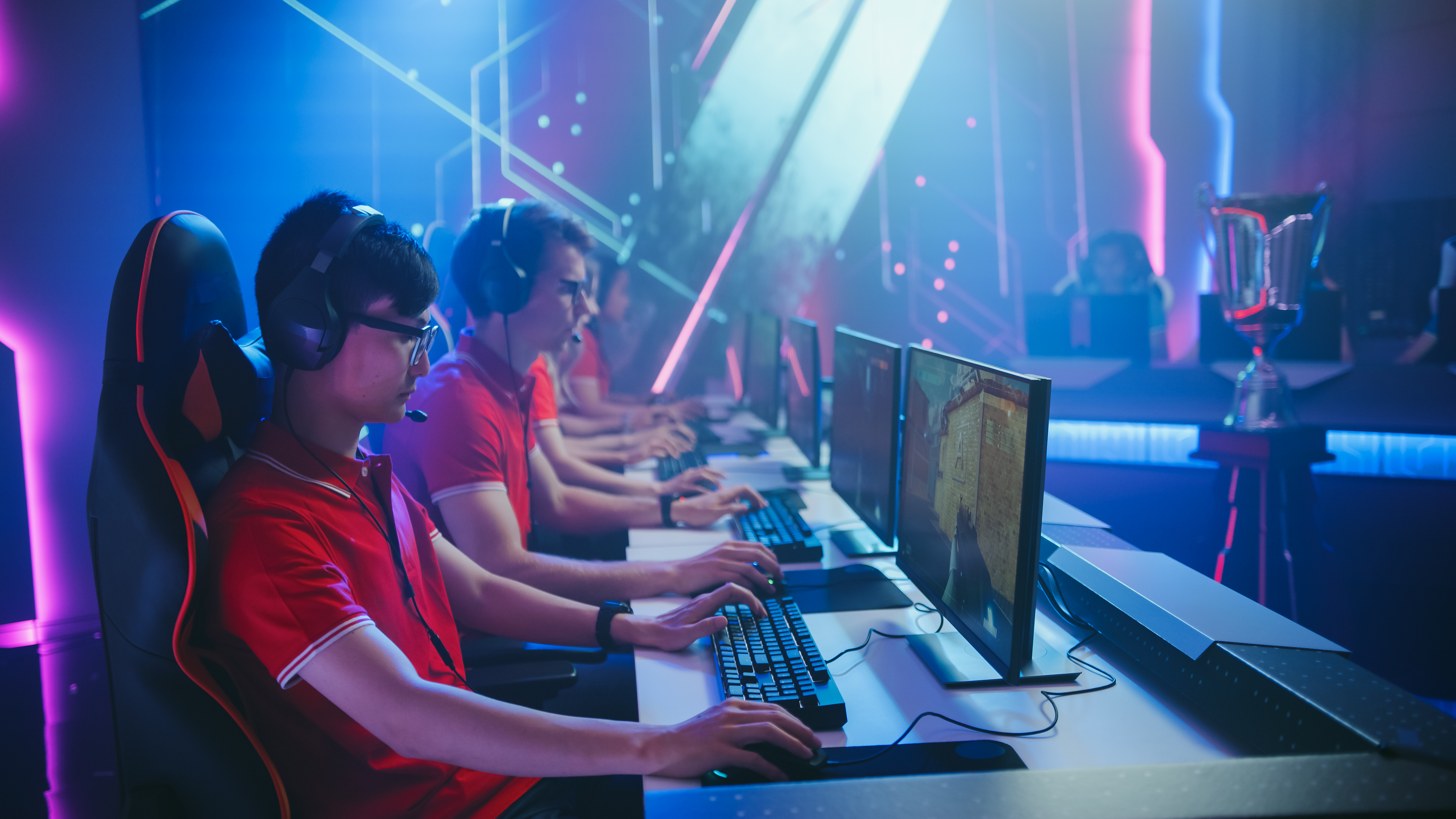 【开门新趋势】打造大马电竞英雄联盟　感受王者般的荣耀之风