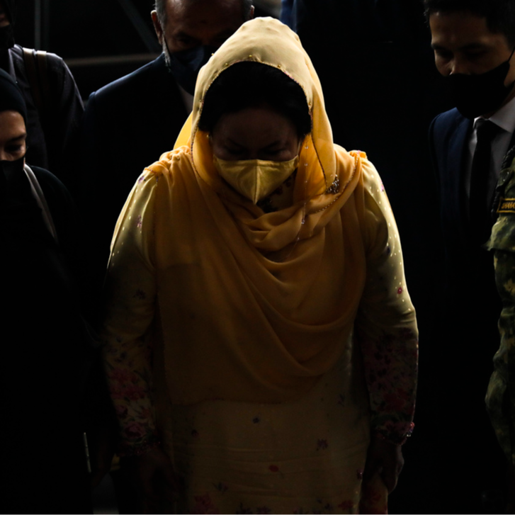 Pink Diamonds & Black Rocks: The Heart Of Rosmah's Conviction