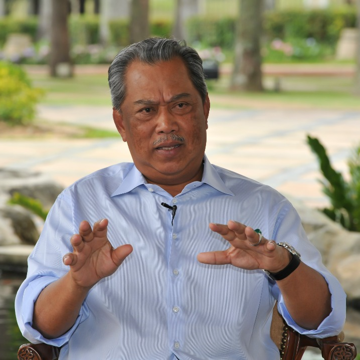 The Fluidity Of Political Party Coalitions 