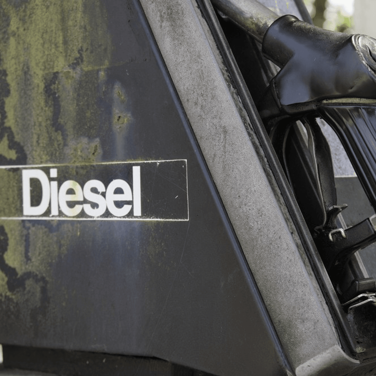 Global Diesel Squeeze: Will Emergency Stock Releases Work?