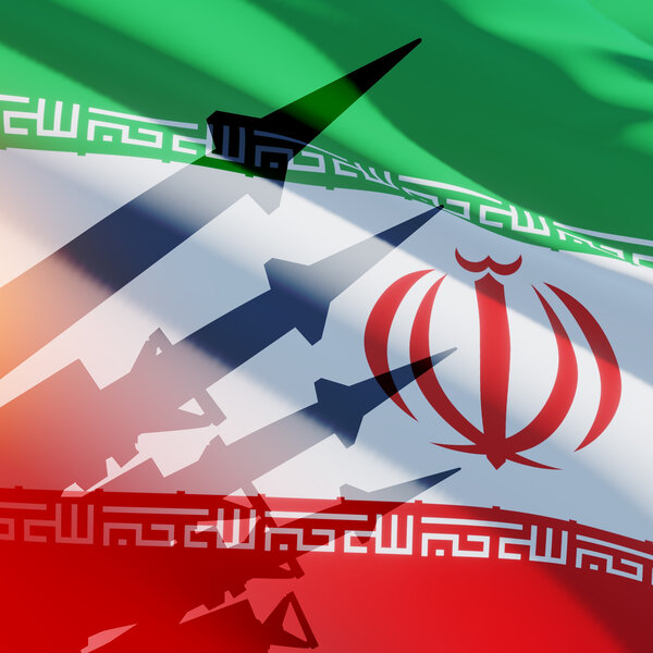伊朗向以色列发动攻击，导致中东关系紧张