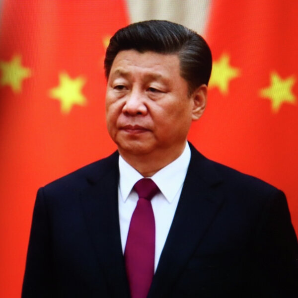 中国“十五五规划”:救经济,还是稳权力?