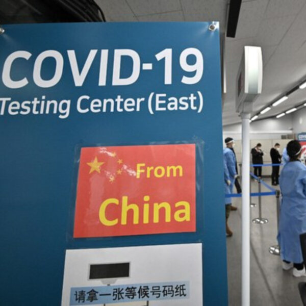 中国暂停日韩入境签证 大马为中国游客设特殊通道