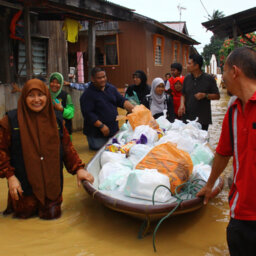 Are The Government's Flood Relief Efforts Enough?