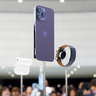 Today On Twitter: How Often Do You Upgrade Your Phone?