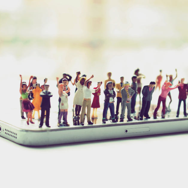 Social Media Discourse: Drawing The Line