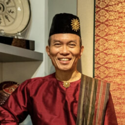 Linking our Past & Present through Textiles of the Malay World