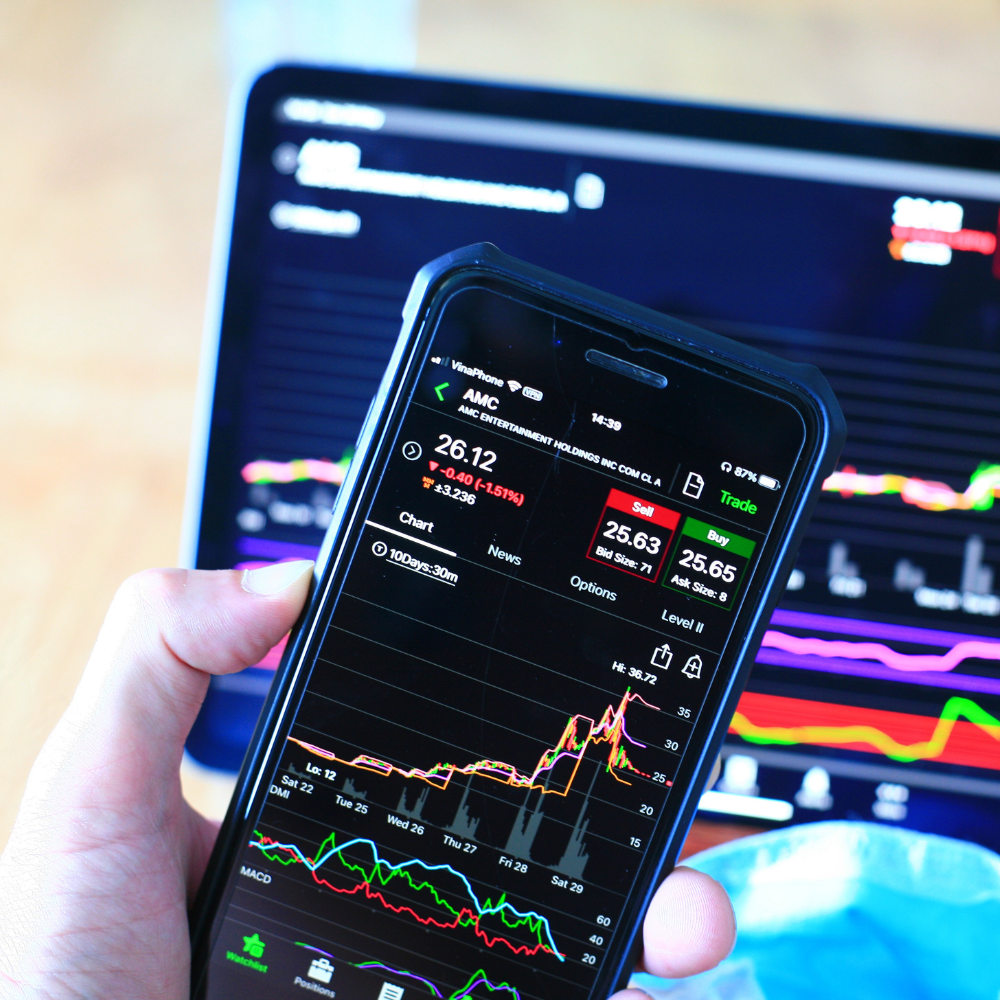 股市下行风险不断 债券投资更吃香