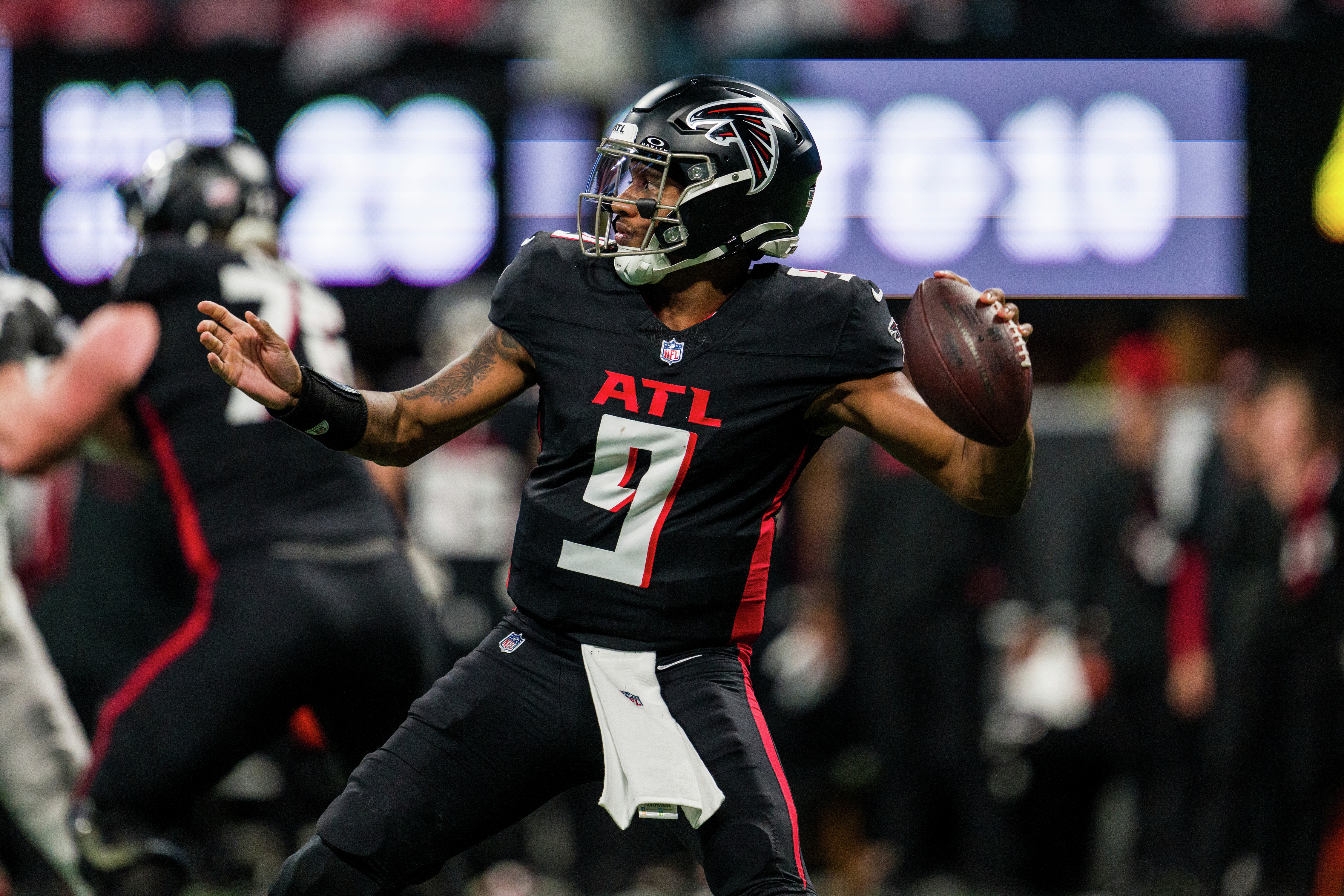Vegas Doubts, Michael Penix Believes: Can the Falcons Finally Break Through?