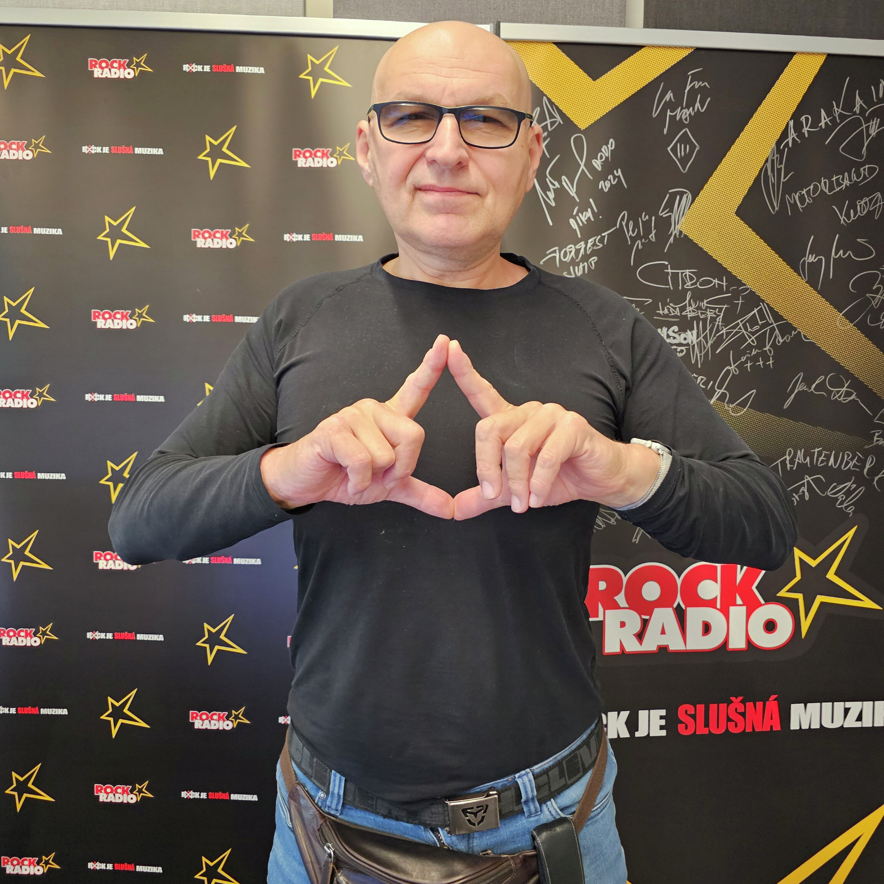 ROCK JE SLUŠNÁ MUZIKA!