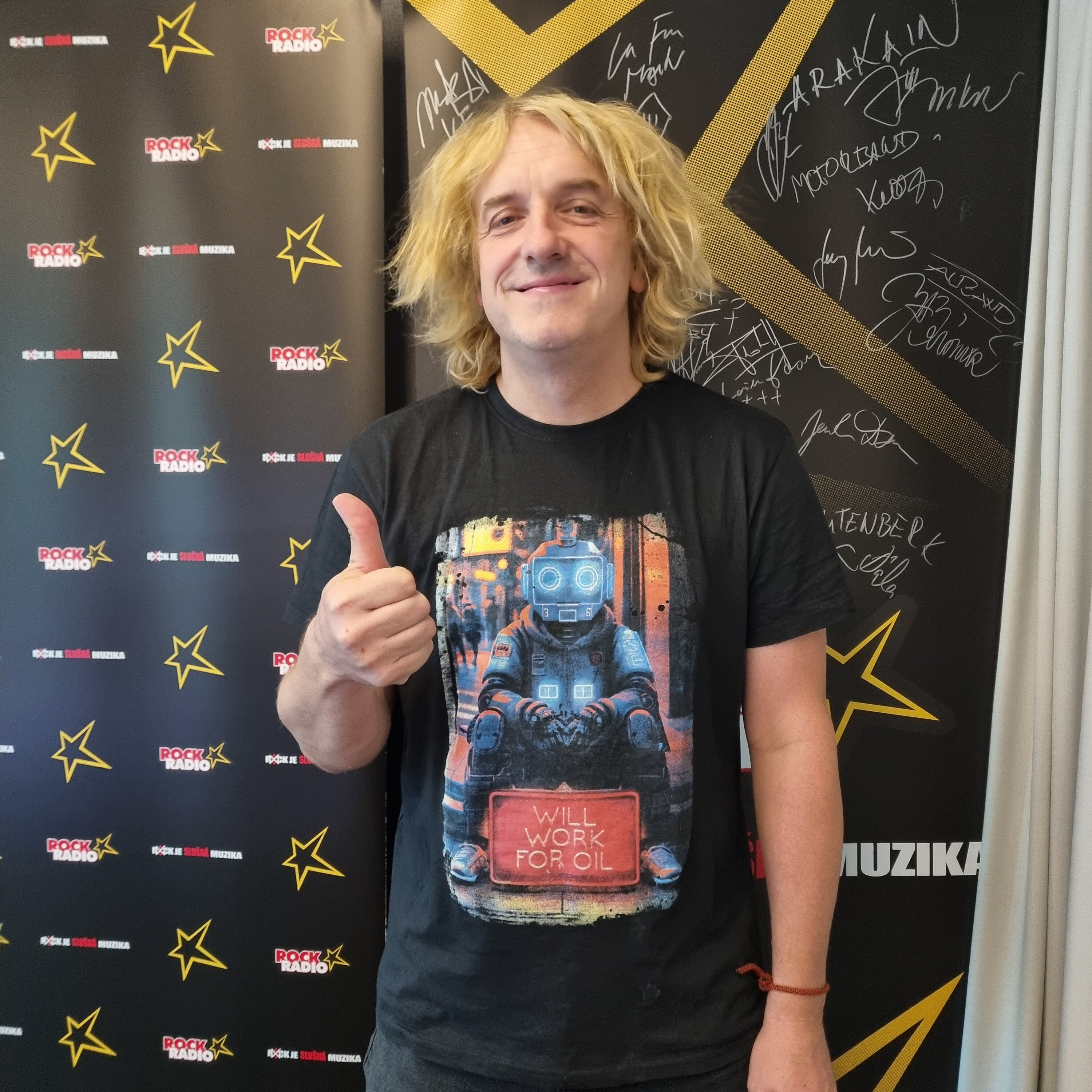 ROCK JE SLUŠNÁ MUZIKA!