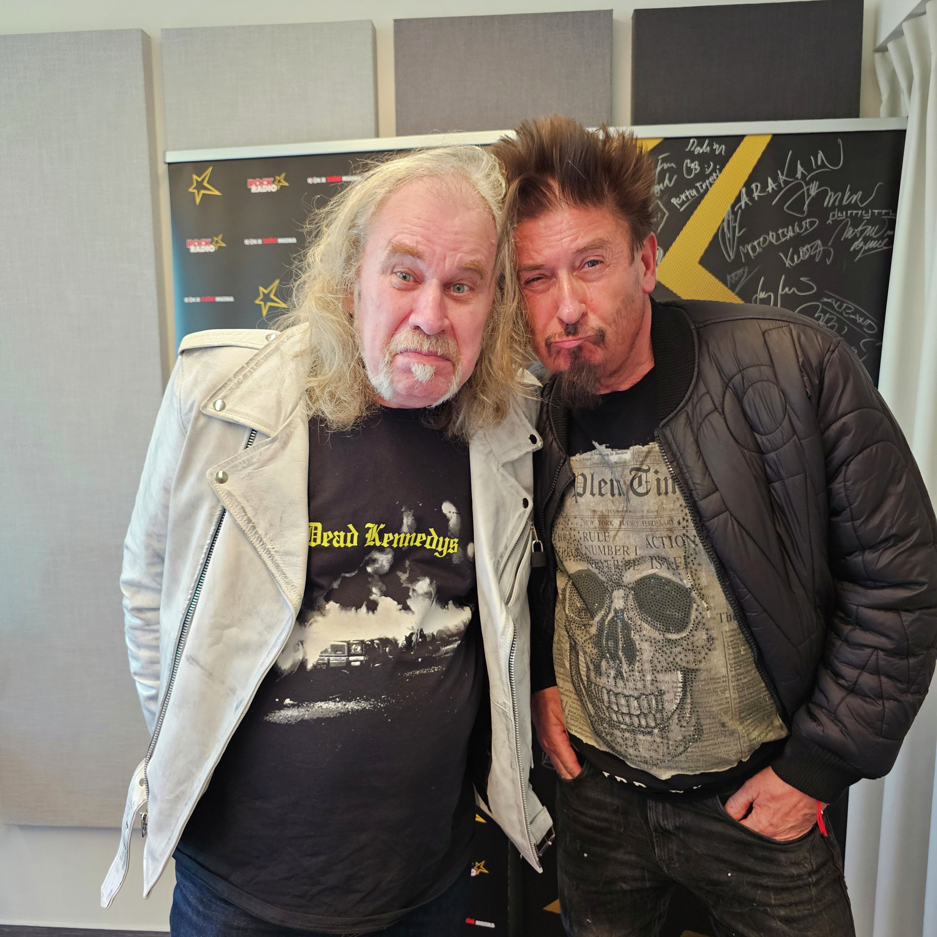 ROCK JE SLUŠNÁ MUZIKA!
