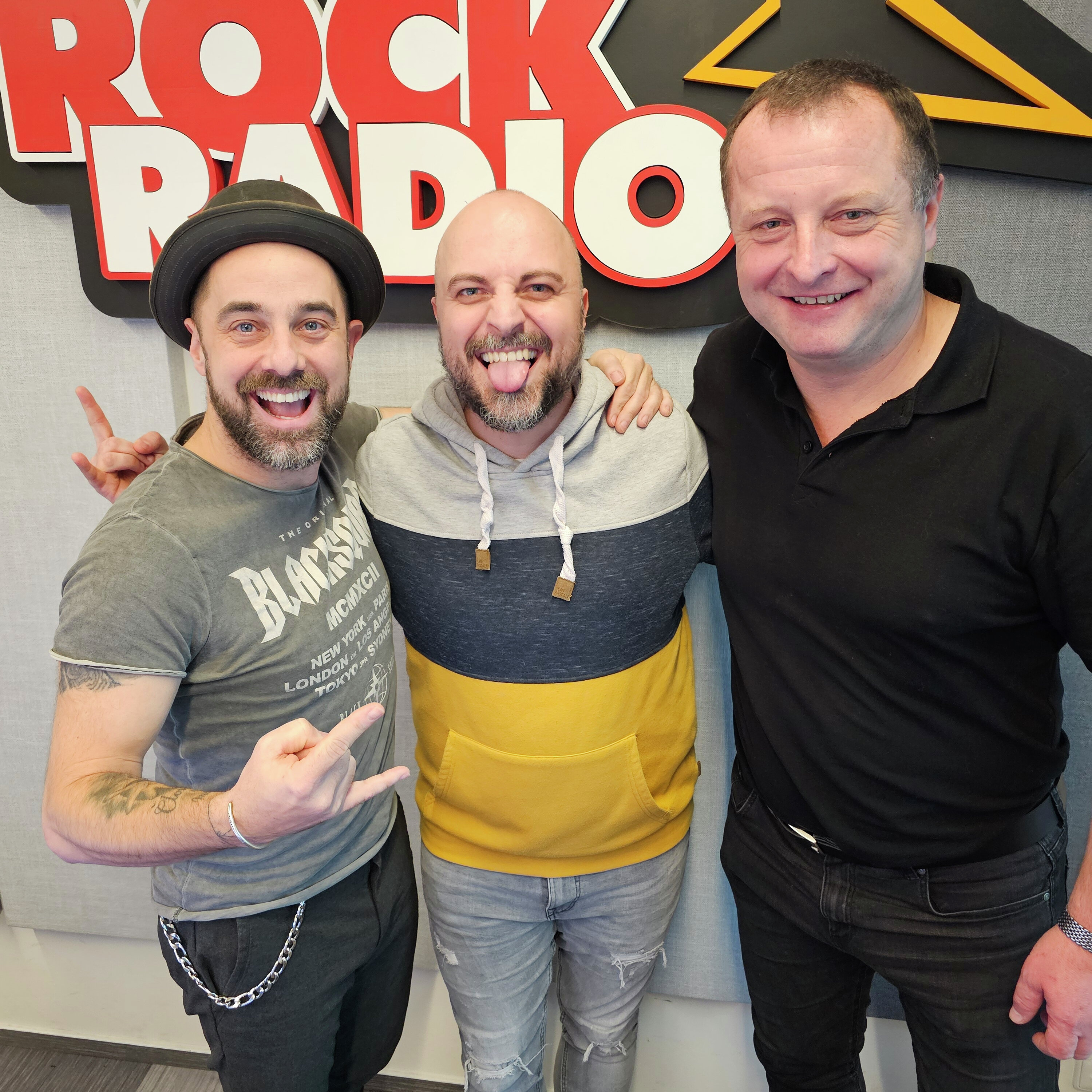 ROCK JE SLUŠNÁ MUZIKA!