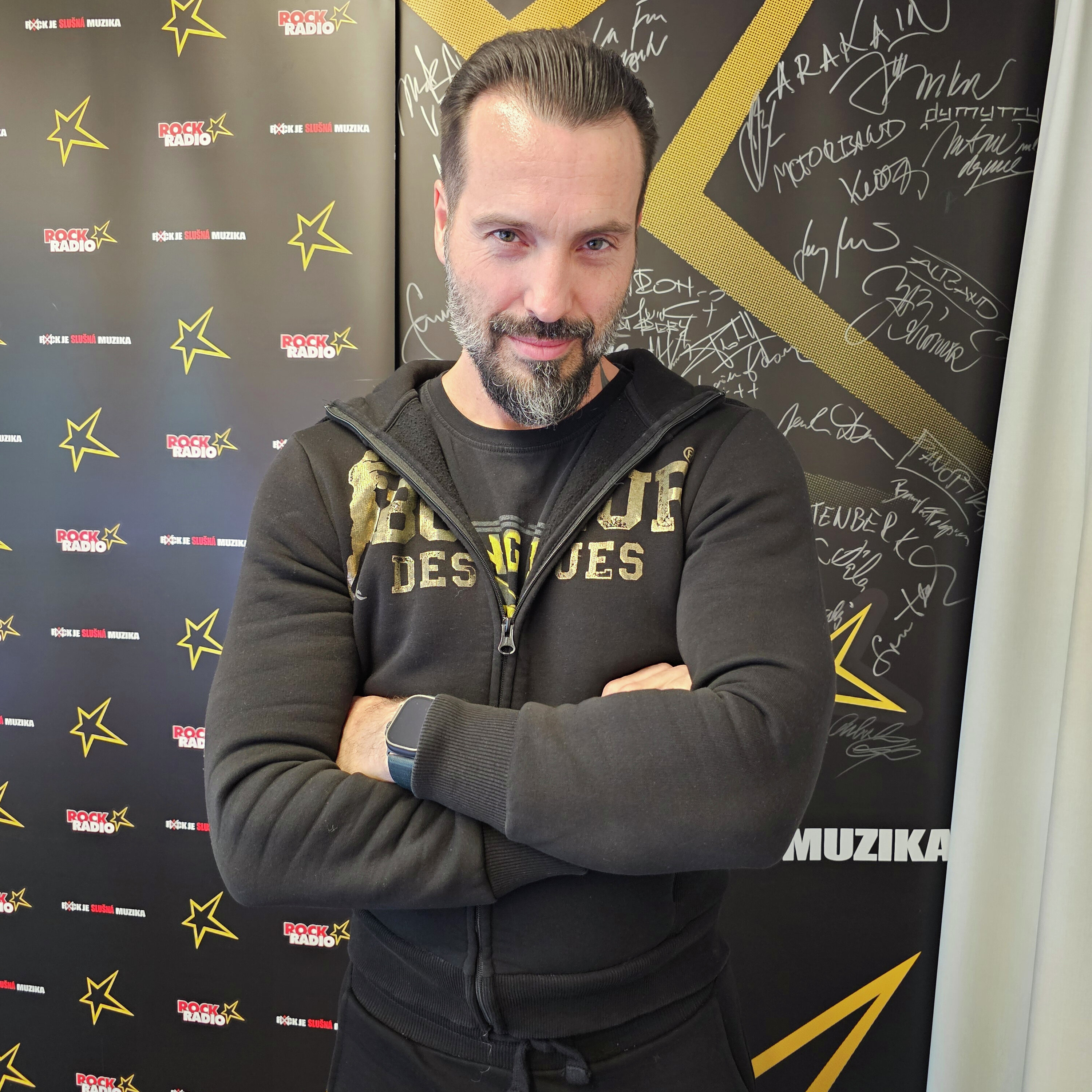 ROCK JE SLUŠNÁ MUZIKA!