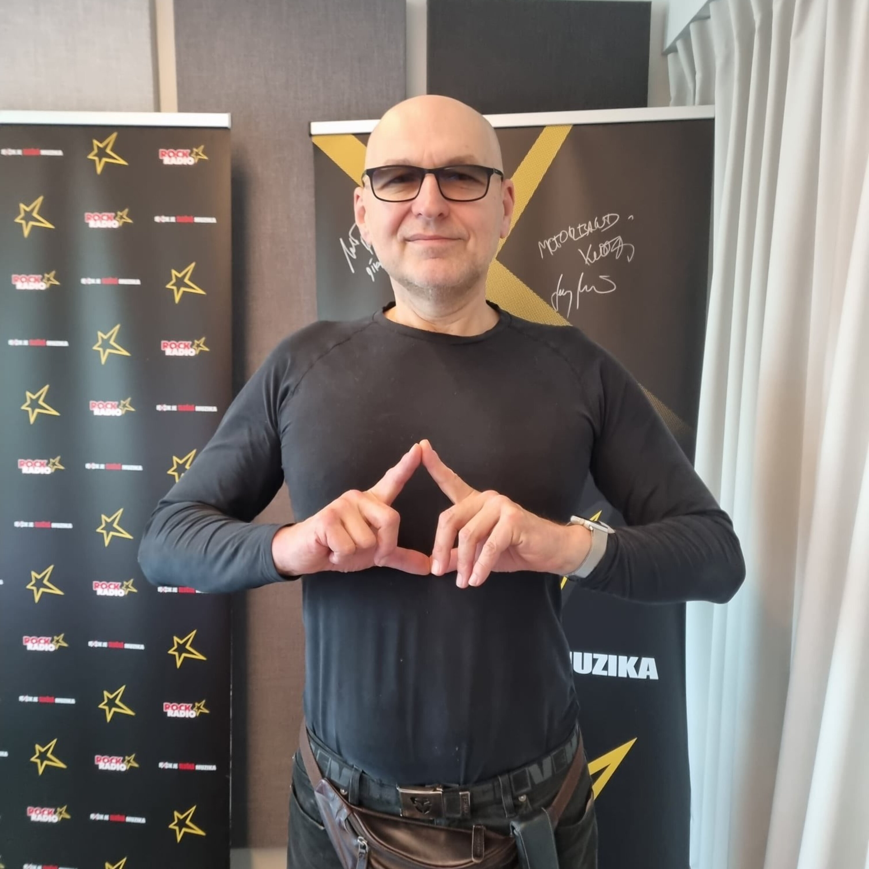 ROCK JE SLUŠNÁ MUZIKA!