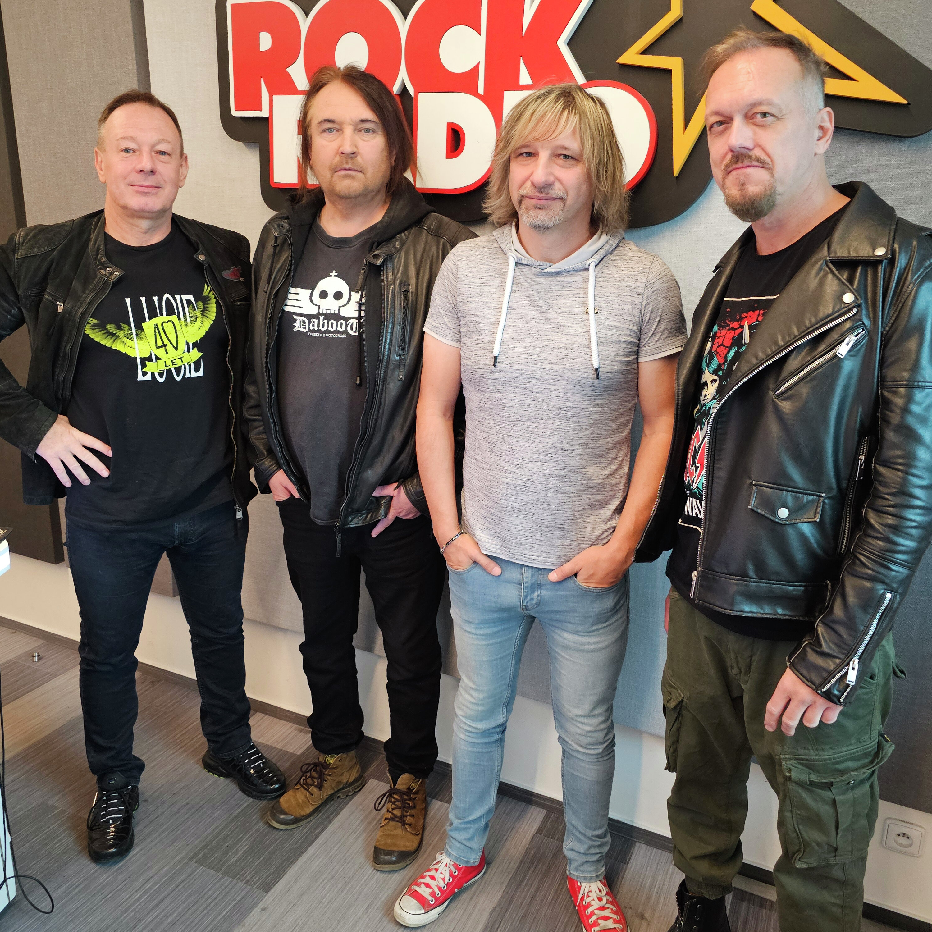 ROCK JE SLUŠNÁ MUZIKA!