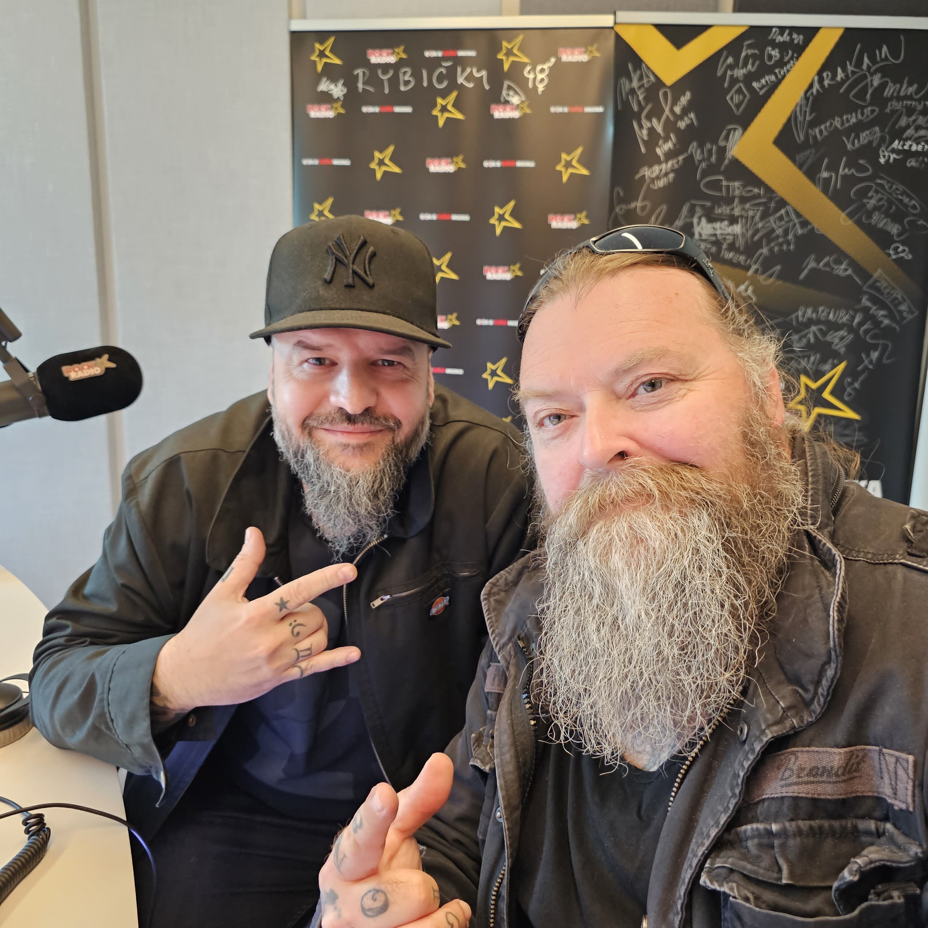 ROCK JE SLUŠNÁ MUZIKA!