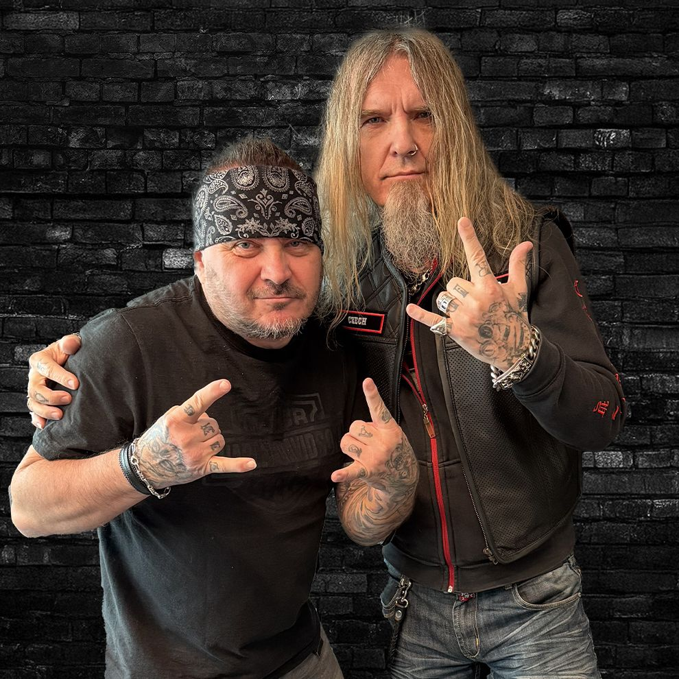 HVĚZDNÝ HOST ROCK RADIA: DOGA