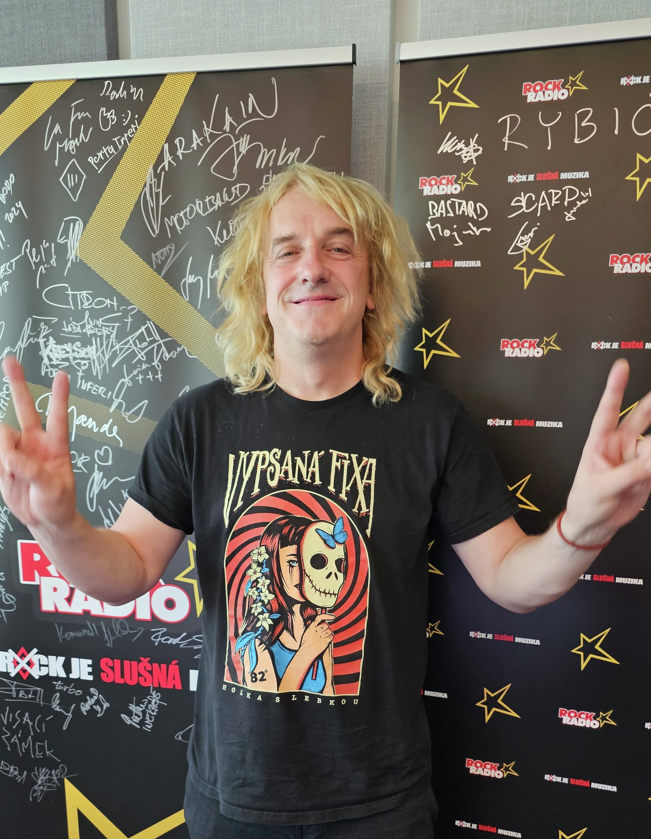 HVĚZDNÝ HOST ROCK RADIA: MÁRDI