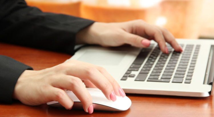 "Redes sociales y banca principales usos del Internet": INEGI