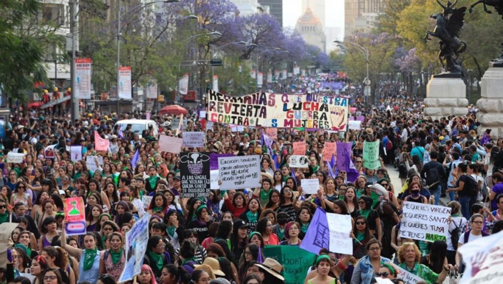 La CDMX dará garantías para que la manifestación del 8M transcurra libremente: Batres