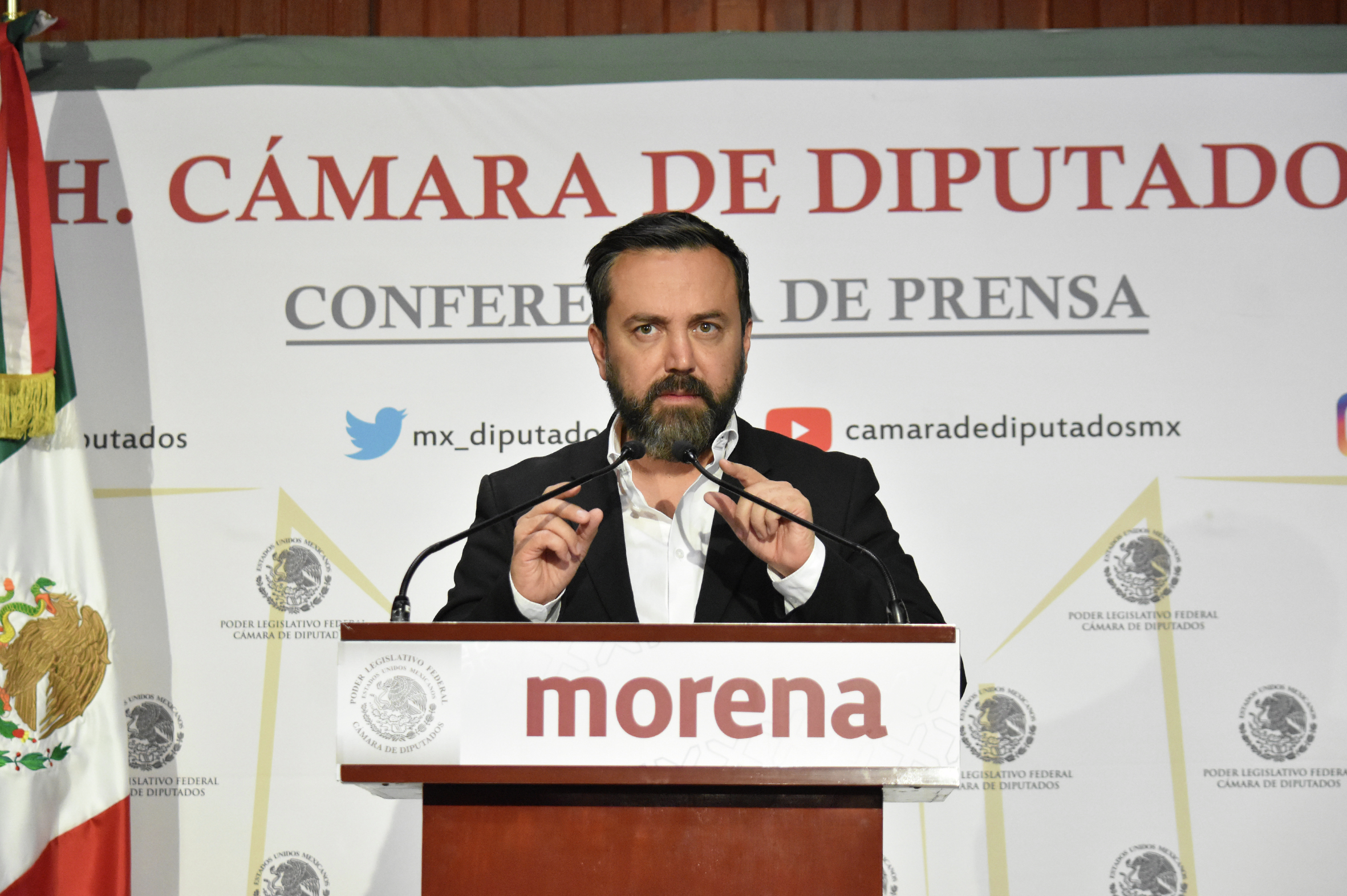 Entrevistas con Mario González