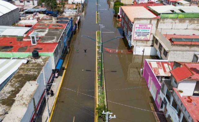 Vecinos de colonia Emiliano Zapata en Chalco denuncian falta de atención de las autoridades