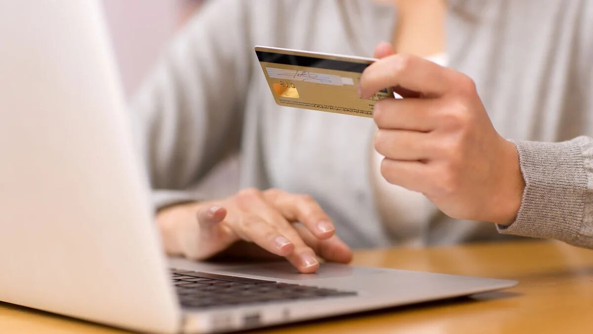 Debemos estar alerta para evitar fraudes, si nos solicitan información personal debemos colgar: Rafael Valencia