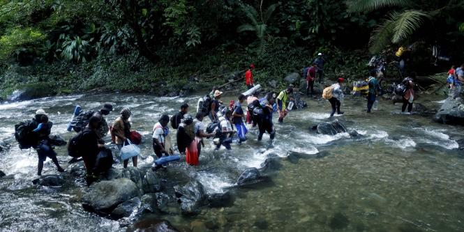 Hay una relación bastante directa en la política migratoria de EUA y la decisión de migrantes para cruzar la peligrosa ruta del Darién: HRW