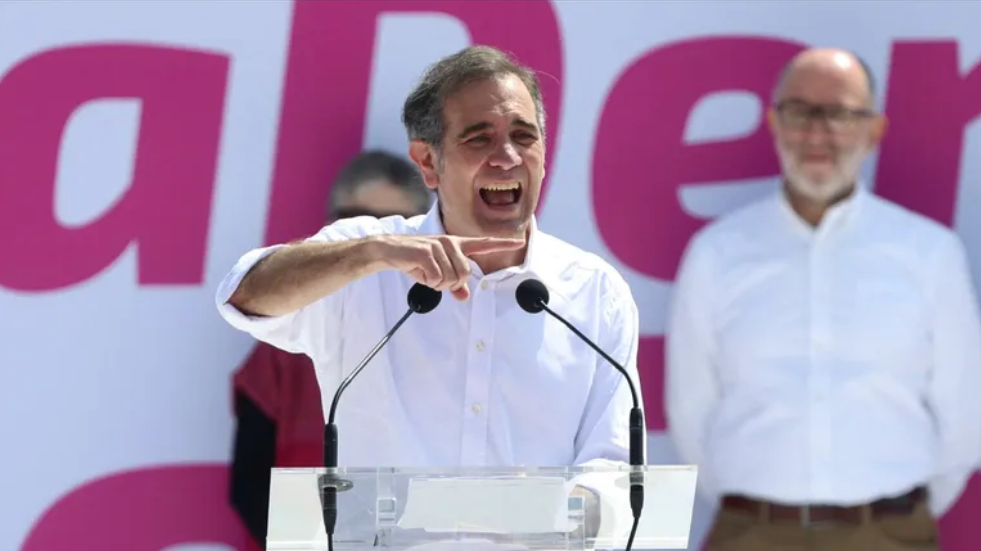 "Más debate y menos descalificación, porque la descalificación es el arma del autoritario": Lorenzo Córdova