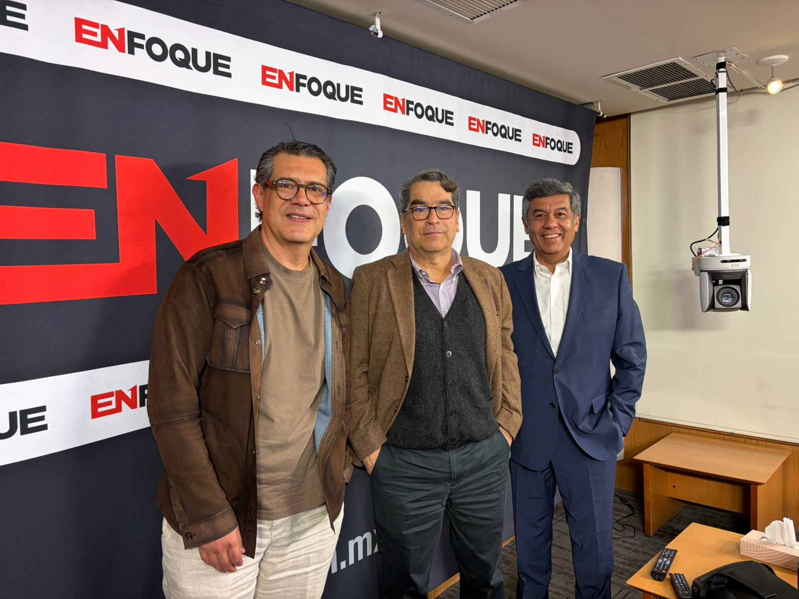 Mesa de Análisis: ¿Cómo se manejan las pensiones en México? episode artwork