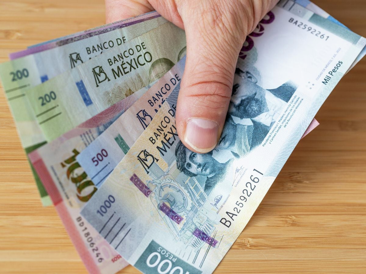 ¿Sabes cuándo es la fecha límite para que recibas tu aguinaldo? Un especialista nos cuenta