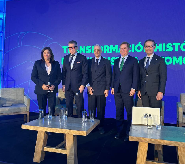 "China representa una amenaza global en el sector automotriz": Blunt