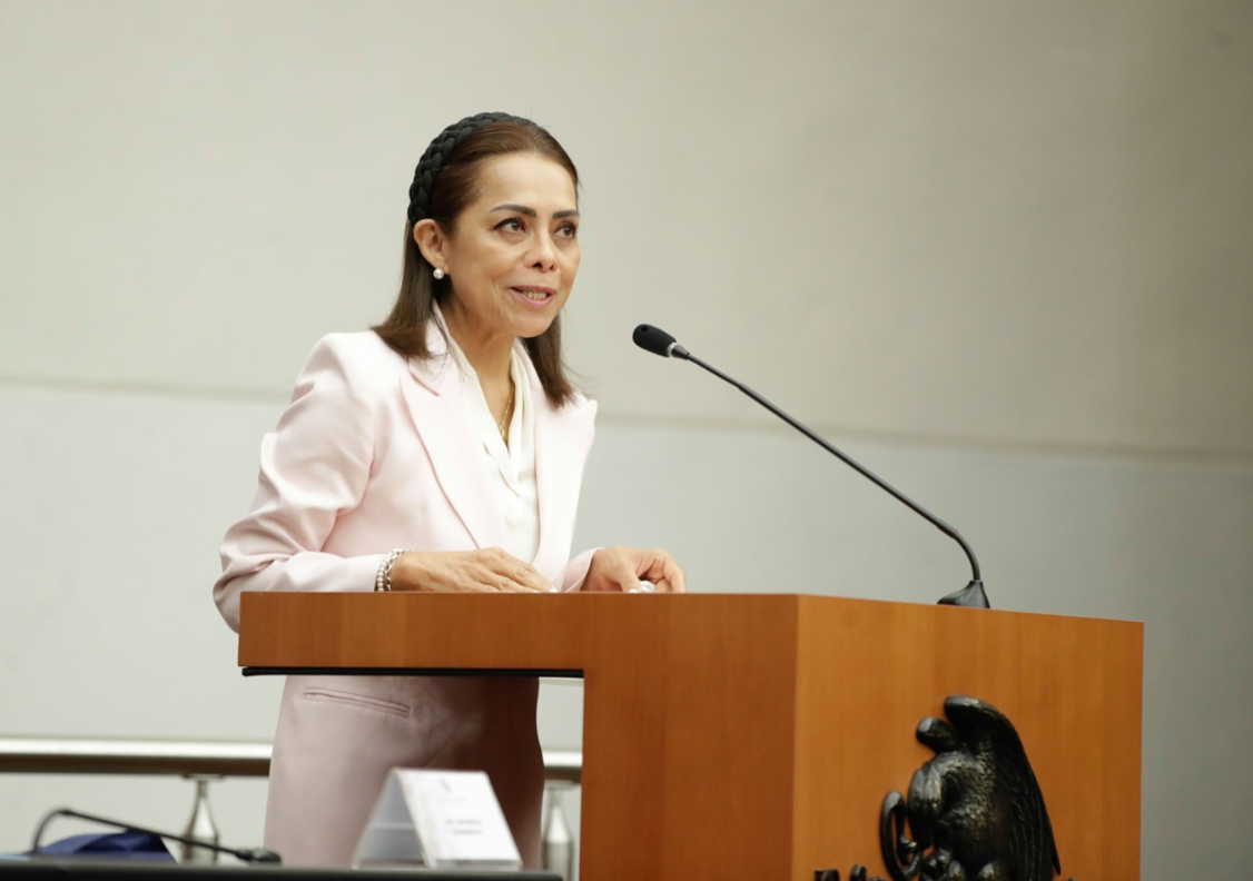 Más de un millón de ciberpederastas están al acecho de menores; Vázquez Mota