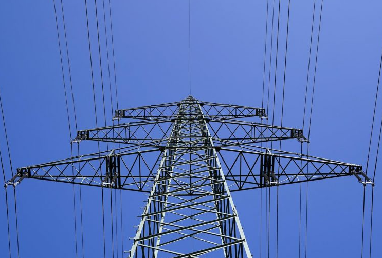 "Se busca conectar a todos con una banda ancha universal y de buena calidad": Flores-Roux