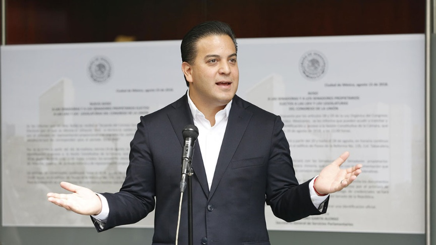 “Estoy a favor que los mexicanos puedan pensionarse con su último salario, lo que quiere el gobierno es apropiarse de 40 mil millones de pesos”: Zepeda