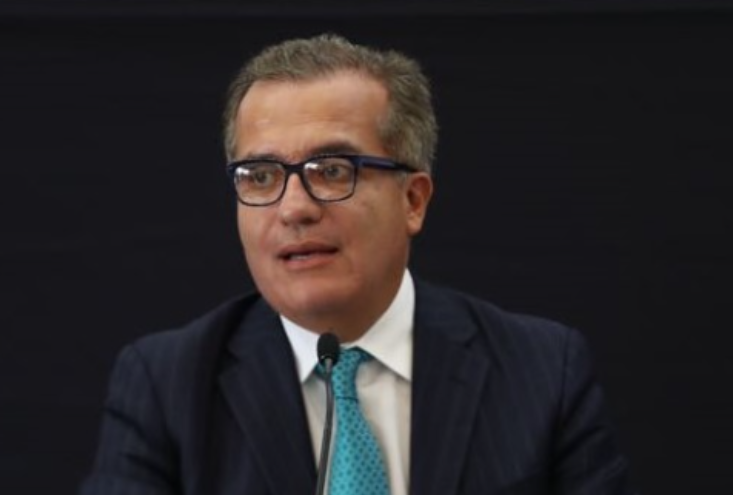 "Prohibir la reelección sería peligroso": Ugalde 