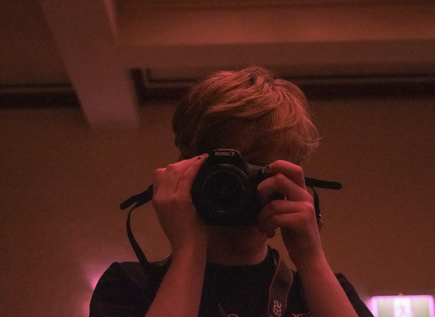 GIG PHOTOGRAPHY AND REVIEWS | The Hoist with Louis and Crystal