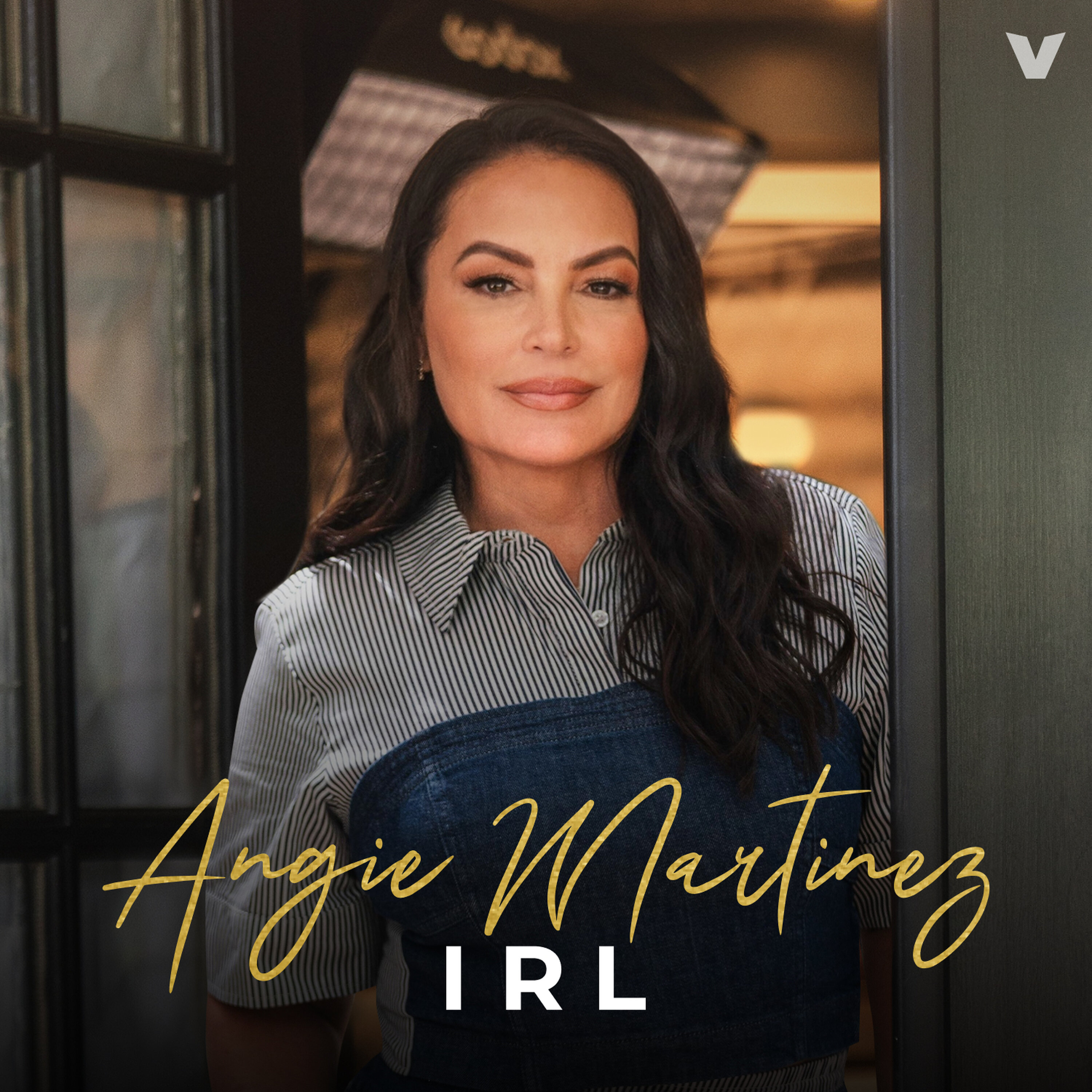 Angie Martinez IRL - Mary J. Blige On How To Transform Your Life Through Positive Self-Talk Angie Martinez IRL - Mary J. Blige On How To Transform Your Life Through Positive Self-Talk