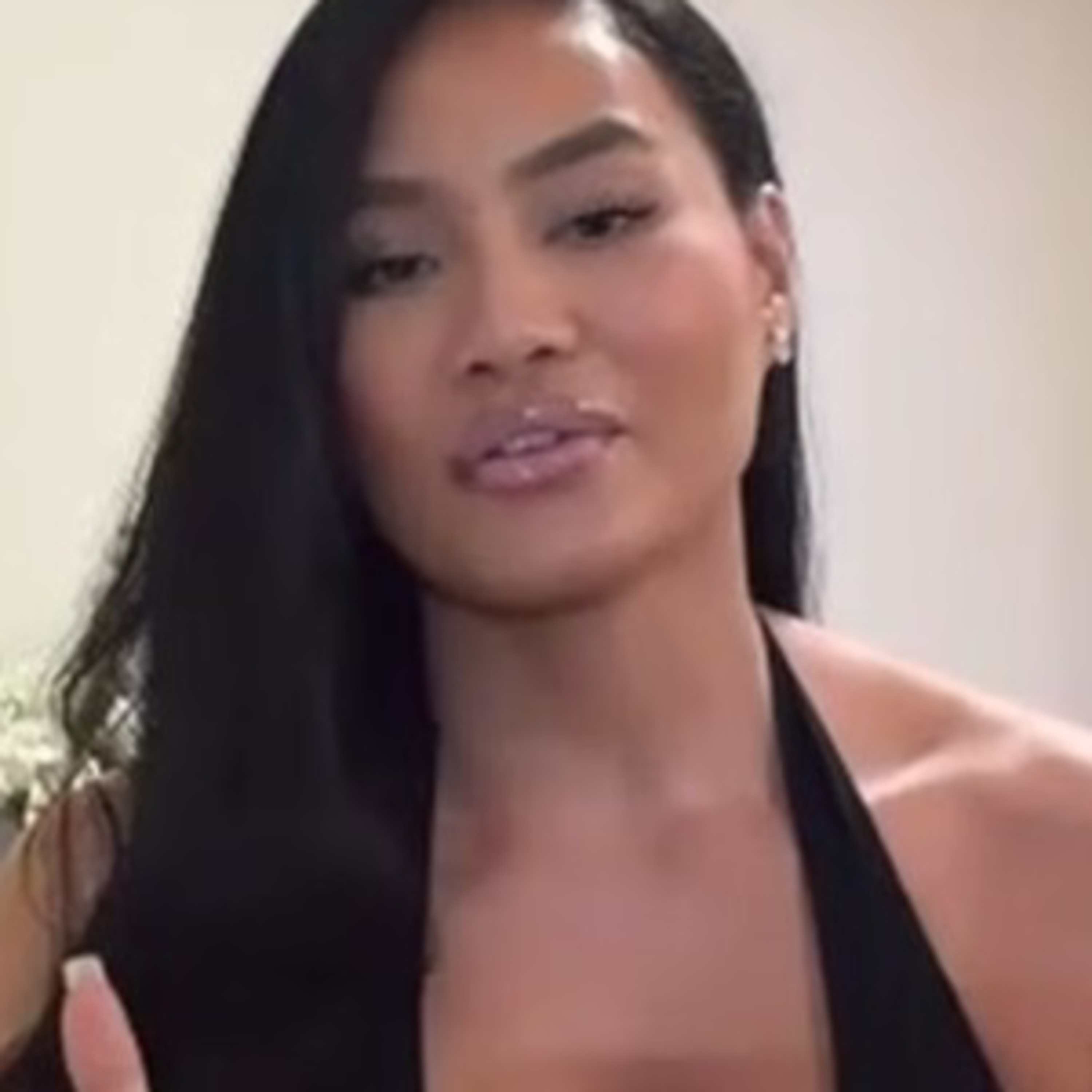 Akademiks interviews Daphne Joy - Do You See A VICTIM? episode artwork