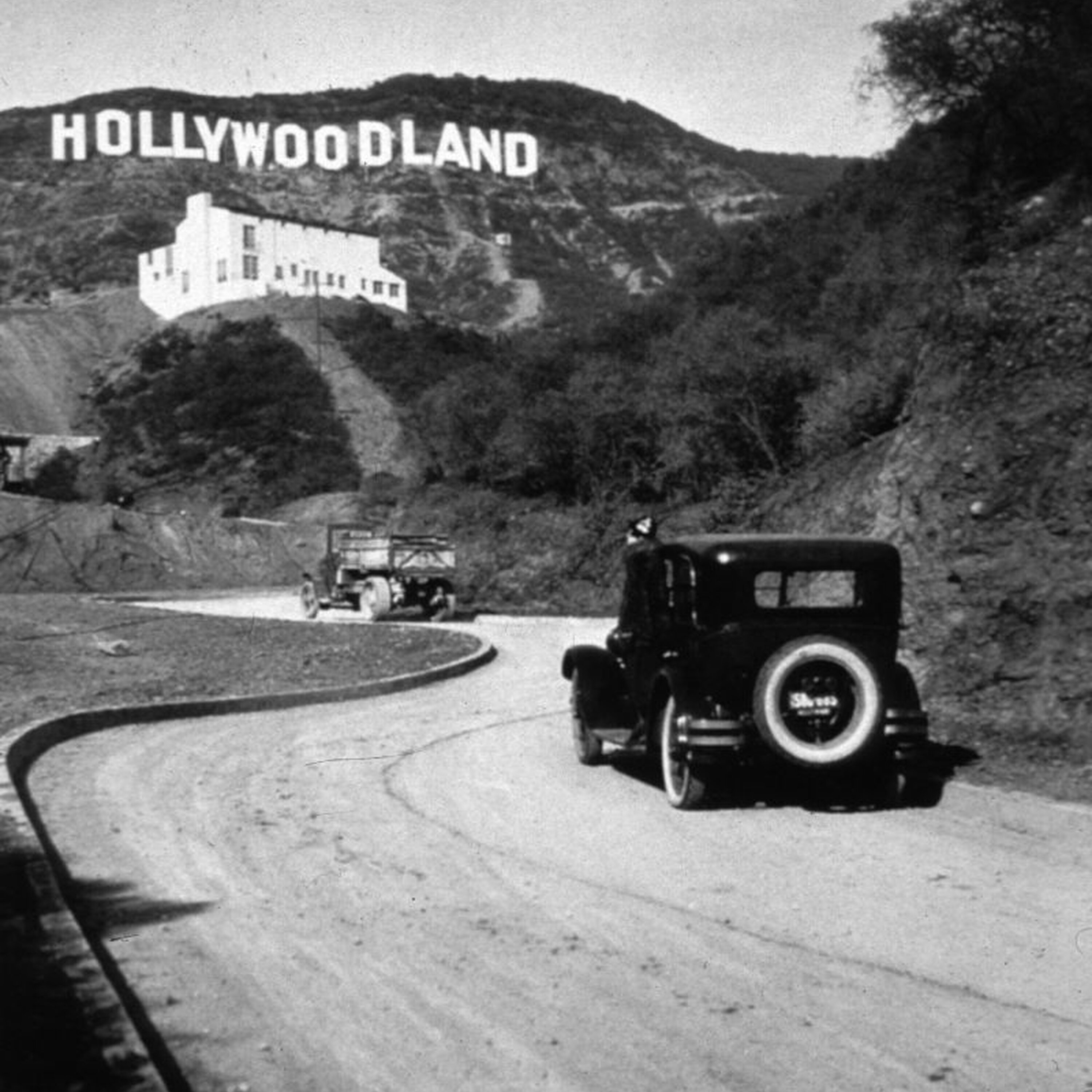 How Did Hollywood Survive the Great Depression? episode artwork