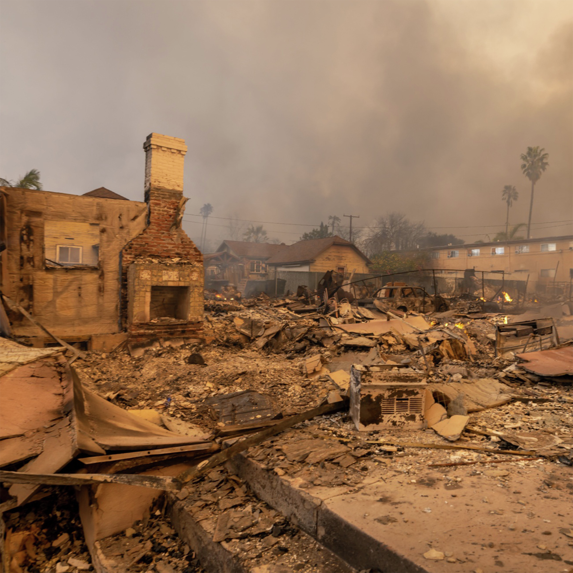 A Wildfire Disaster and an Insurance Crisis Collide in Los Angeles