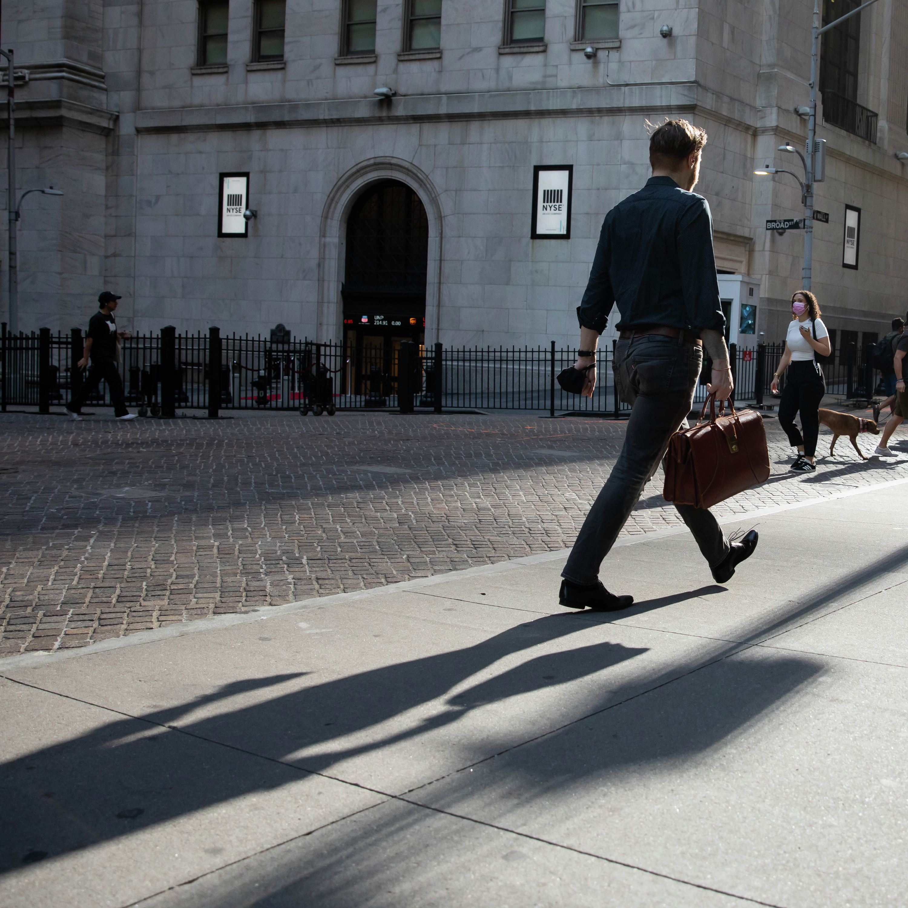 How Much Is a Wall Street Bonus Really Worth?