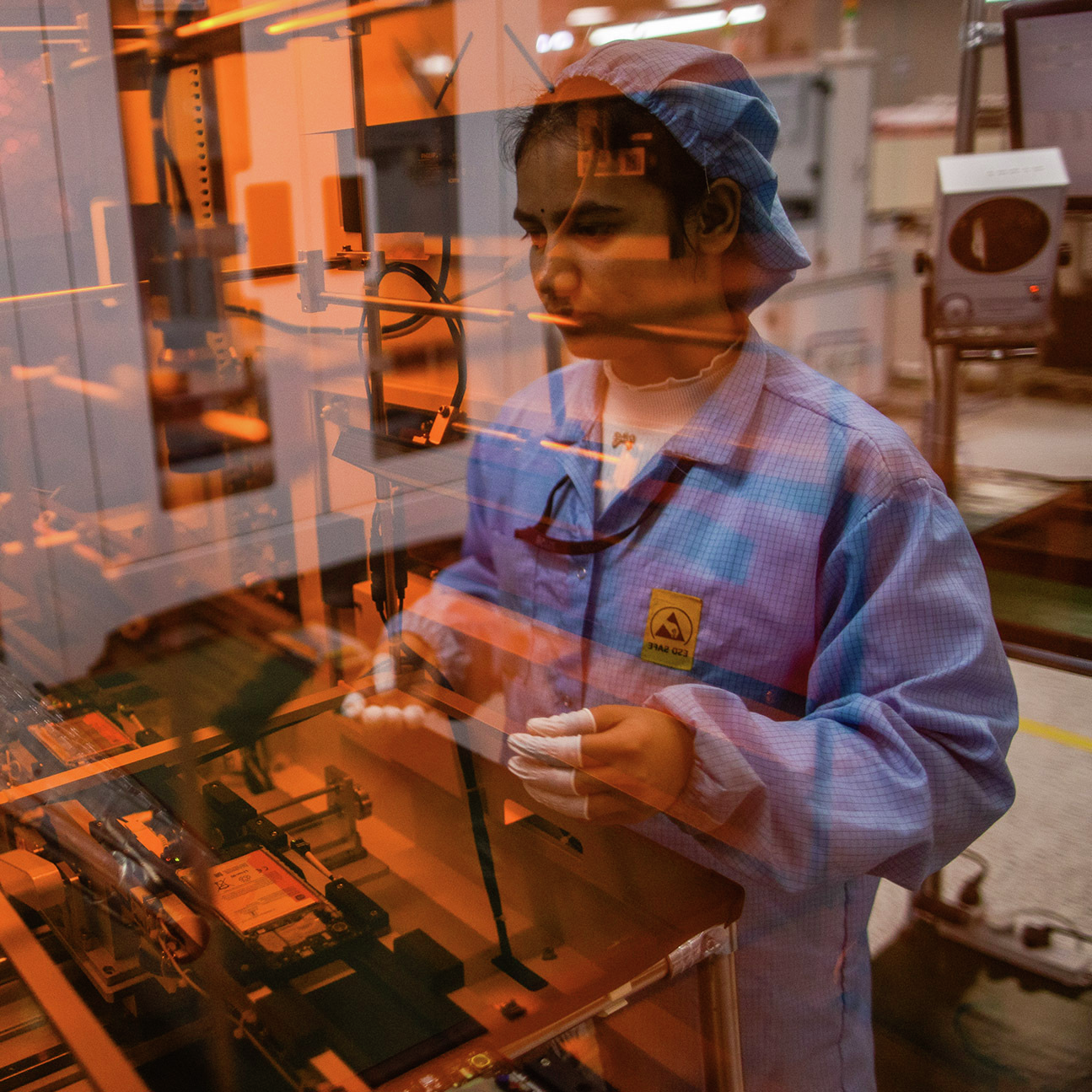 China’s Tech Grip Threatens India’s Manufacturing Ambitions