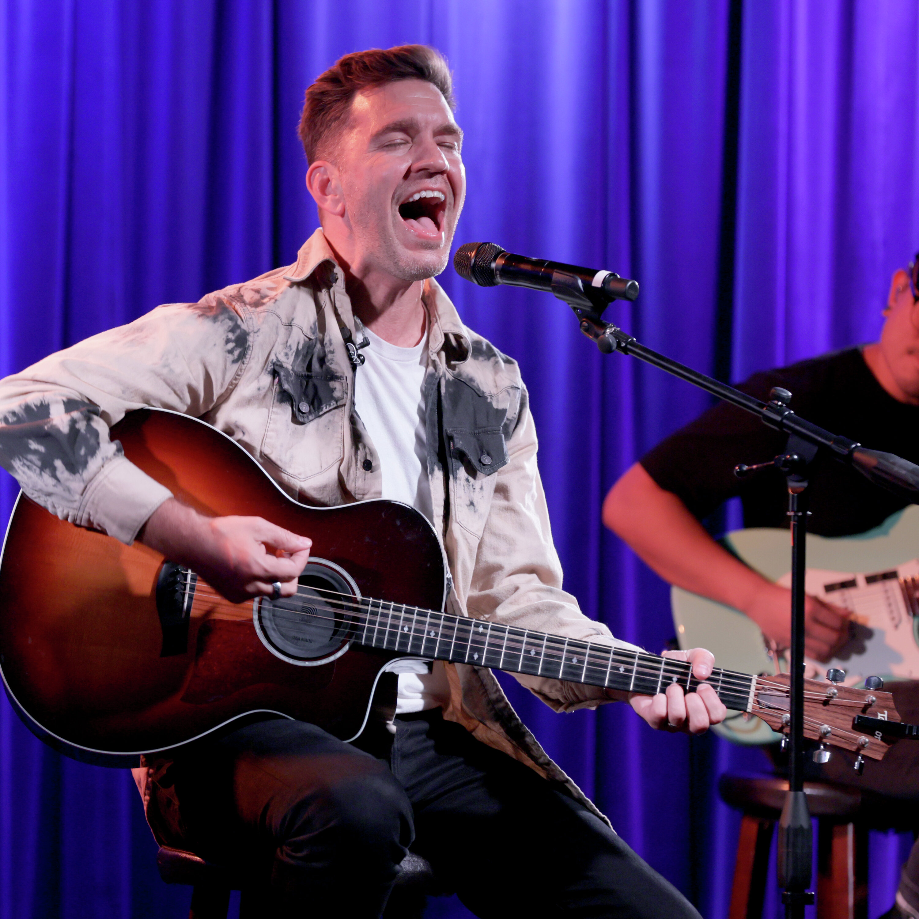 Andy Grammer Talks 'The Masked Singer', New Album, Tour & More! On Andy Grammer Tour 2025