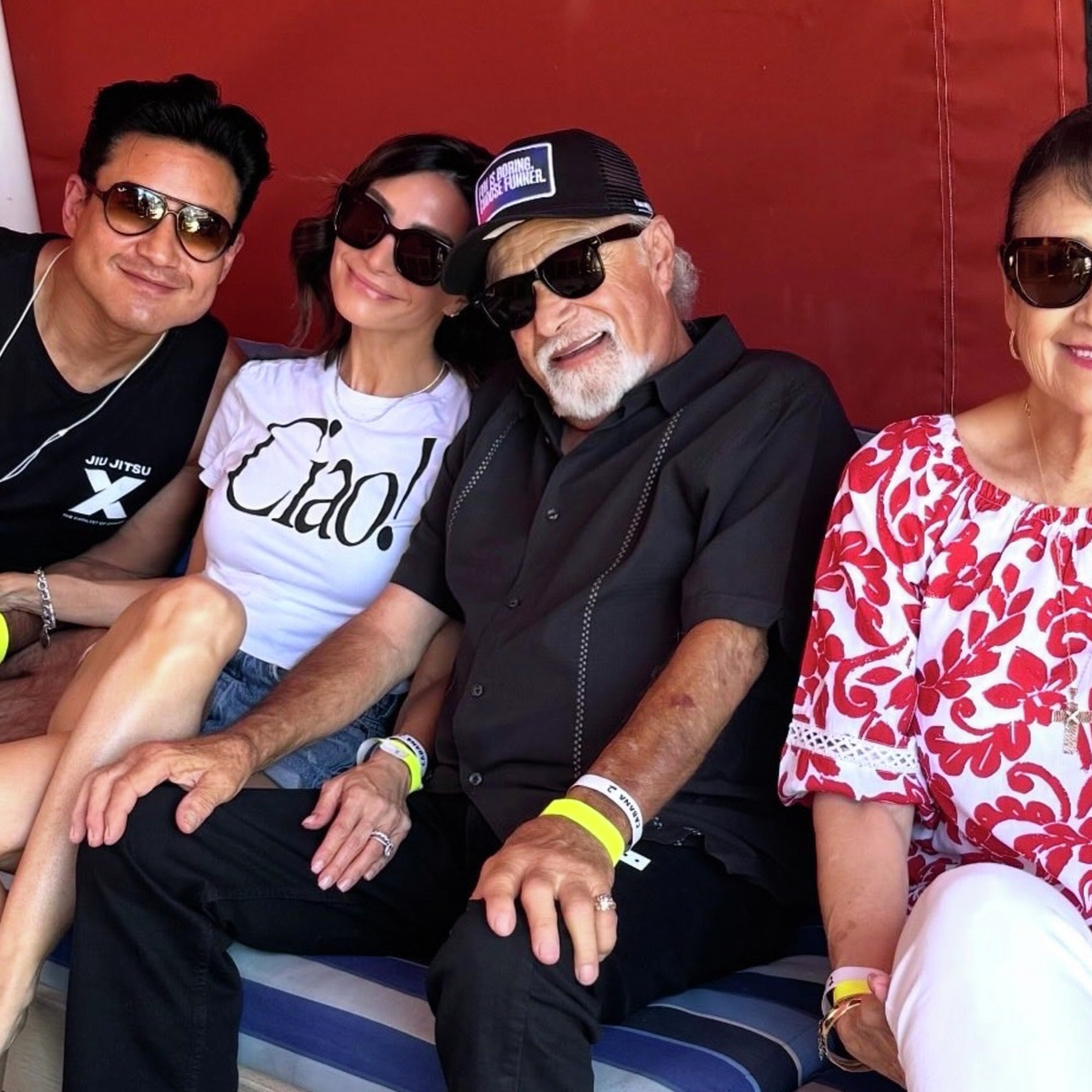 Mario's Hilarious Weekend With His Parents, Mini Pop Quiz & More!