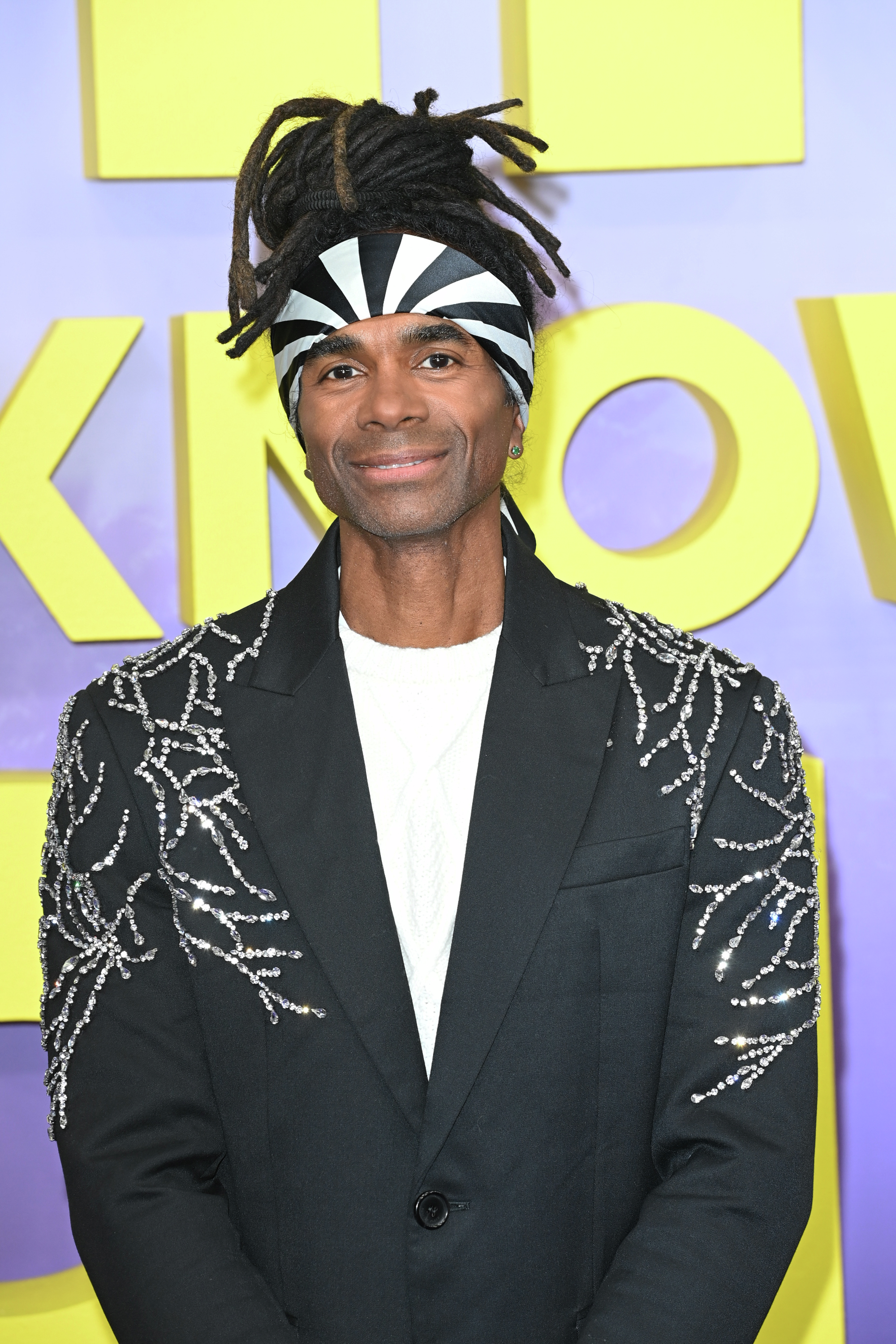 Milli Vanilli's Fab Morvan Talks New Biopic, Courtney's Summer Hacks & More episode artwork