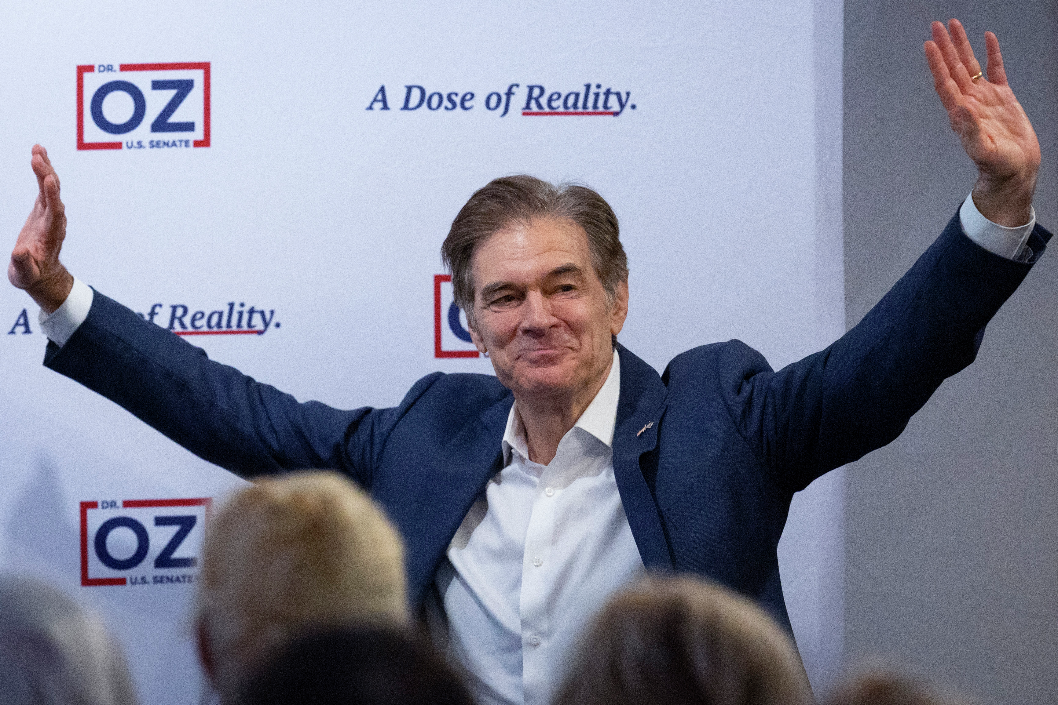 Dr. Oz Wins a Good Deed Lopezie, Gamenight Heads to Courtney's Court & More episode artwork